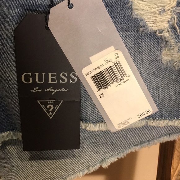 GUESS Jean Shorts - Picture 3 of 5